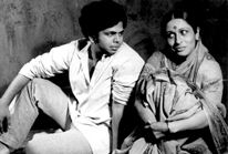 Cast: Vinay Apte & Arundhuti Rao
